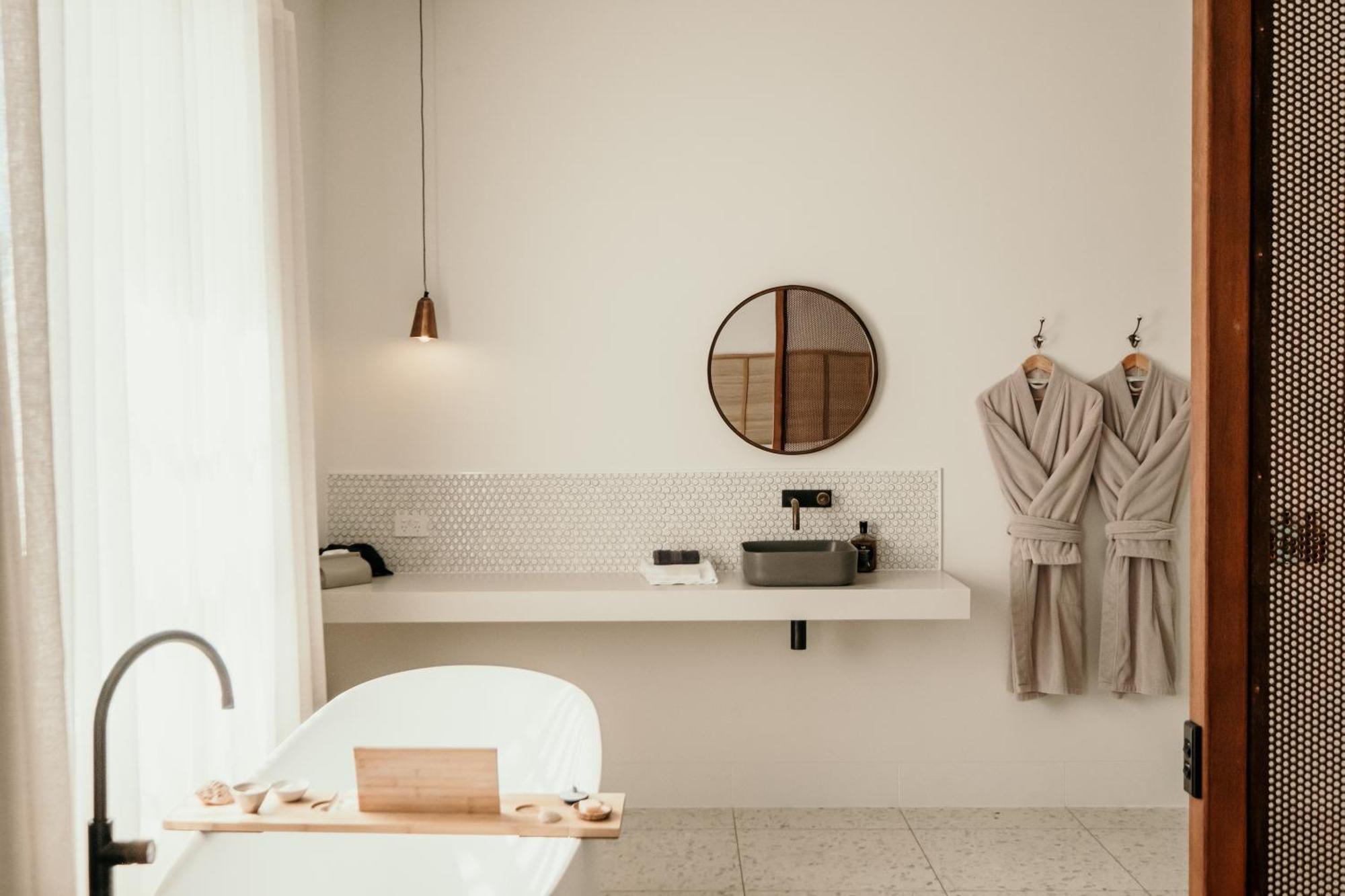The Oak & Anchor Hotel Port Fairy Εξωτερικό φωτογραφία Bathroom at the Hotel